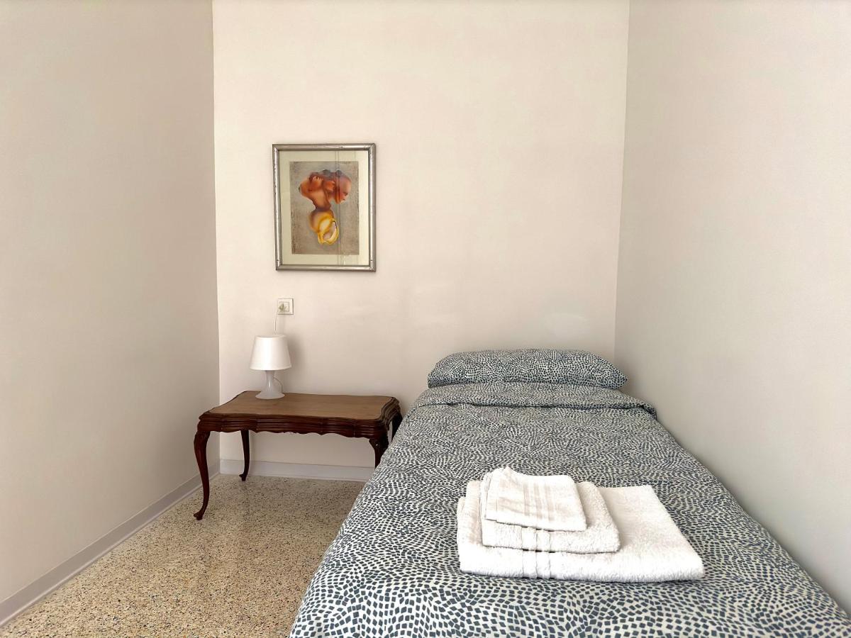 Minimal Apartment Navigli ミラノ エクステリア 写真